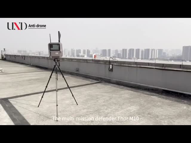 Multi-Mission Defender Drone Jamming Device with 2-in-1 Detection and Jamming, 900MHz-5.8GHz Frequency Coverage, and 1-3km Disruption Range