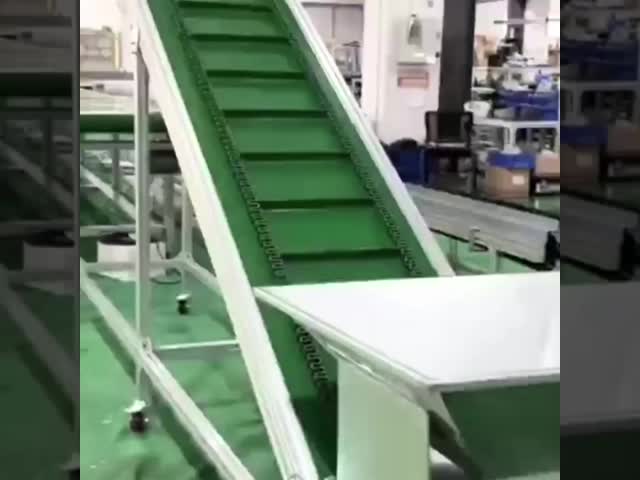 Fire Resistant Stainless Steel Foldable Mobile Belt Conveyor for Efficient Material Handling