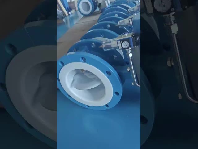 Pneumatic Fluorine Lined Flange Butterfly Valve Economical and efficient