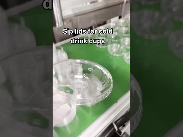 Disposable 90/92/95/98mm Plastic Flat Lids With Crossed Hole Clear Transparent