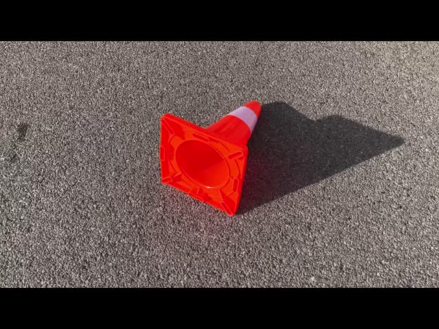 Virgin PVC Traffic Cone for Traffic Management with Lightweight Design and High Visibility