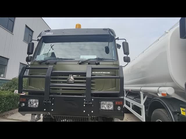 SINOTRUK HOWO Tractor Truck Brand New 430Hp 10Wheels 6 × 4