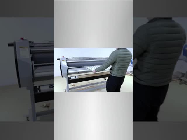 Hand Crank Control Heavy Duty Laminators Silicon Rollers Thermal Lamination Machines 110V / 220V