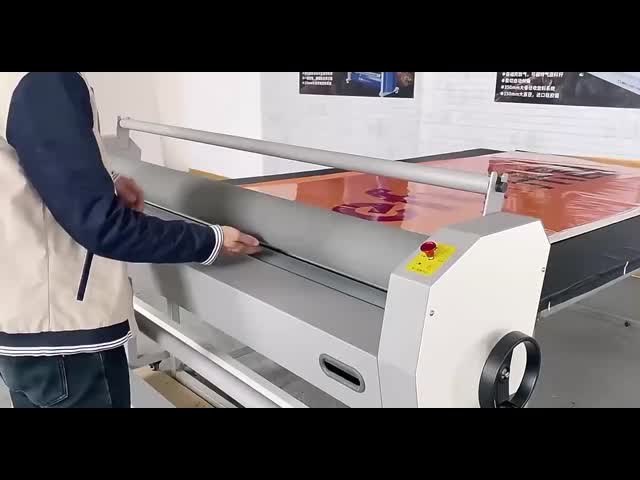 60 Inch Manual Cold Laminator Gray / White Poster Lamination Machine With Pneumatic Lifting System