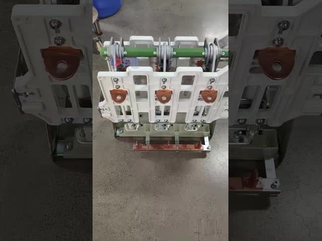 SF6 Electrical Load Break Switch 10kV 630A Compact Size For Gas Insulated Switchgear