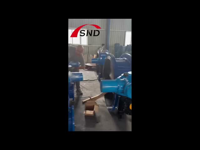 DN200 Ductile Iron Flanged Gate Valve with Small Flow Resistance and 18 Months Warranty