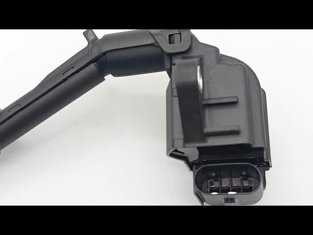 OEM A2749060700 Automotive Ignition Coil For Mercedes C300 E300 W205 X156 X253 2.0L