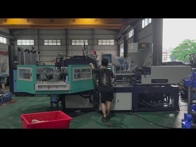 One Mold One Pair PVC Slipper And Shoe Sole Making Machine