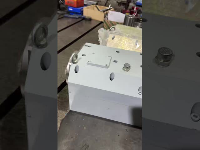 Twin Screw Extruder Gearbox Series Output Speed Range Of 10-1000 RPM