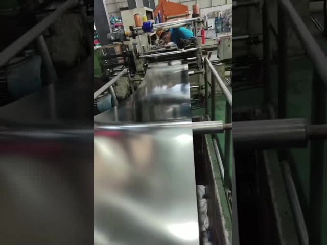 BA 2B Polished Pickling Stainless Steel Rectangular Tube with Slit Edge and Plastic Pipe Cap End Protector