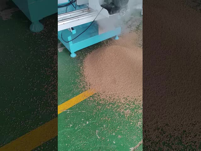 Mini Floating Fish Feed Pellet Extruder Machine 40 - 50kg/H