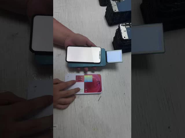 Factory Price iPhone 11 LCD Screen with 650±50 Cd/m2 Brightness 1:1400 Contrast Ratio and 18 Month Warranty