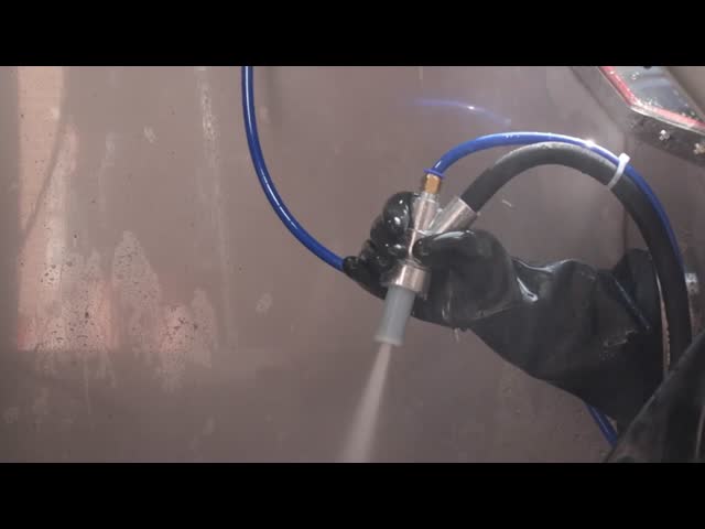 304 Stainless Steel Wet Sand Blasting Machine Closed Loop System