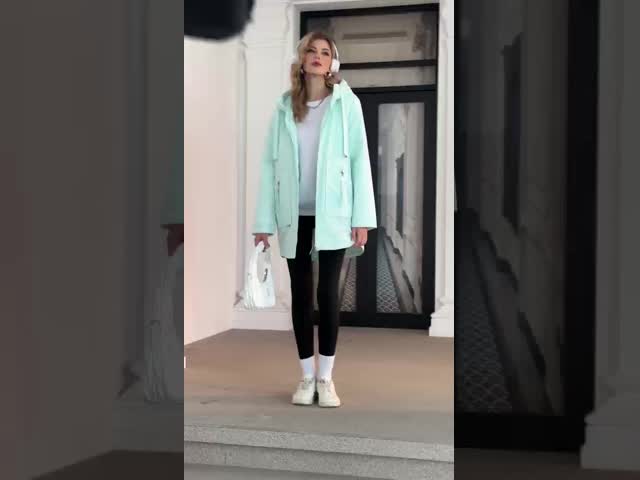 Hooded non-quilting design fashion and functional structure,beautiful scenery spring