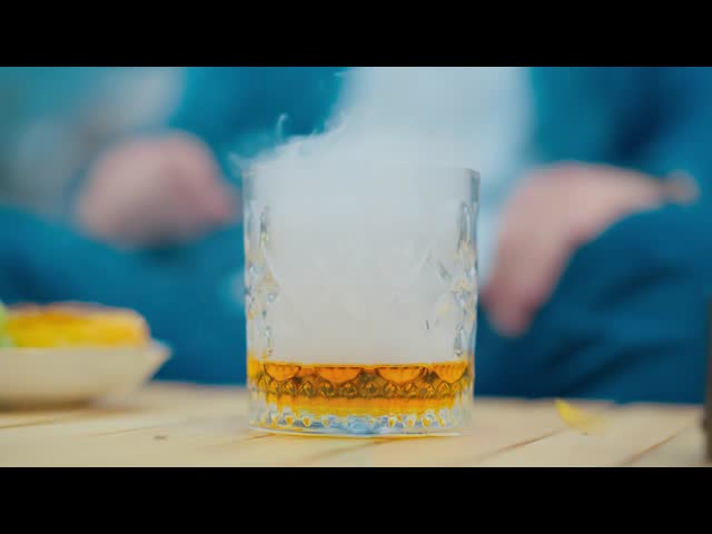 Portable Electric Lighter Bar Smoker Kit For Flavoring Whisky