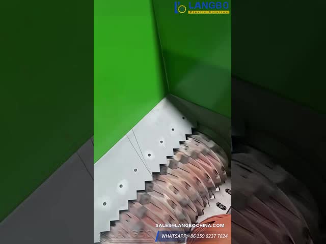 PVC Pipe Recycled by Shredder and Pulverizer Milling Machine