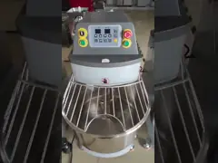 Mixer a pasta a spirale 220V per una miscelazione efficiente a frequenza 50/60 Hz e velocità 14-28 Rpm