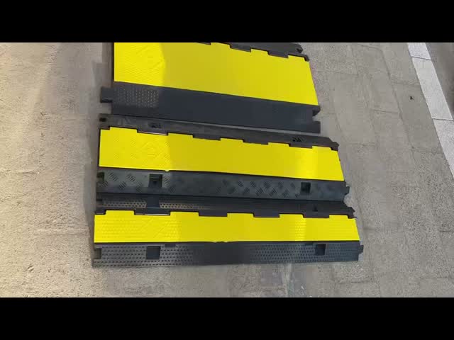 Heavy Duty Plastic Cable Protector Ramp Cord Cover 1/2/3/4/5 Channel Speed Hump for Road Safety
