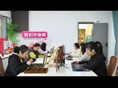 China Heart shaped pendant necklace with a pendant size of 9 mm 10 mm and 41 cm chain length designed to add sophistication and charm supplier