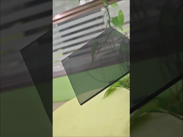 Factory supply 5mm Grey Polycarbonate Solid Sheet Lightweight Durable Panel with Hard Coat Surface for Scratch Chemical and UV Resistance