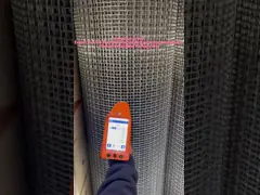 China 2.5mm-6.0mm Welded Gabion Box Gabion Mesh Cage With Spirals Locking Pins And Stiffener supplier