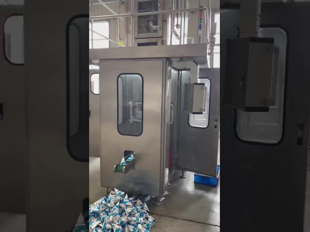 Aseptic Carton Filling Machine with 1000-5000CPH Packing Capacity φ26-φ36 Cap Size and 3m³/min Air Consumption for Juice Cartons Fill and Seal