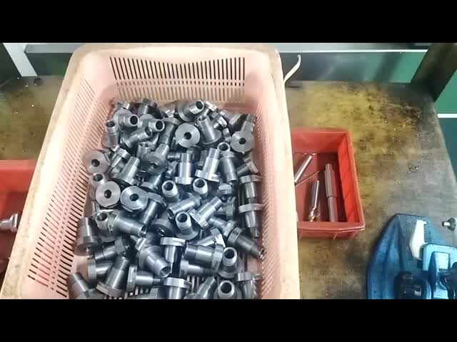 Small Batch Lathe CNC Machining Turning Parts Stainless Steel Brass Aluminium Hardware