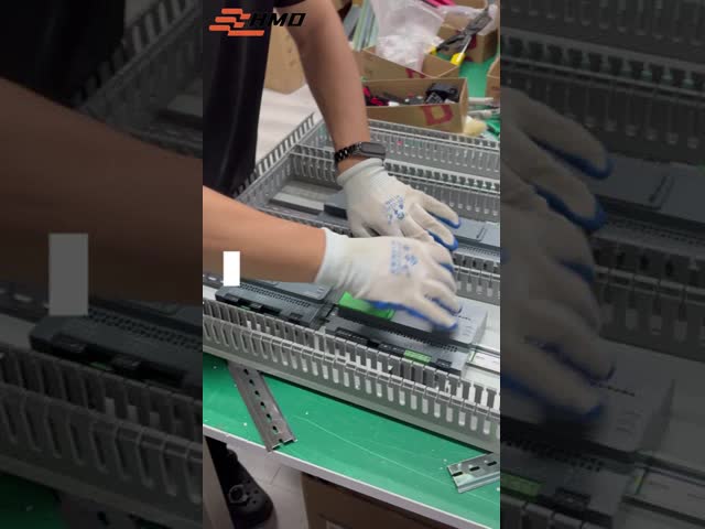 How to assemble the control cabinet?