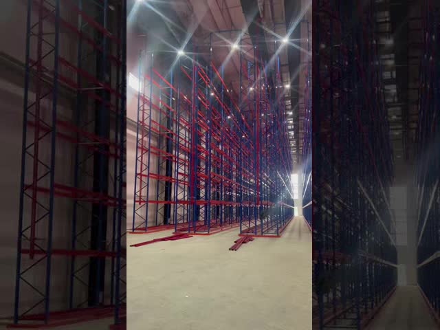 High-Density Storage Space-Saving Selective Pallet Racking System with Fast & Easy Access