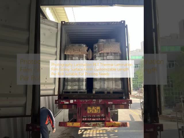 PET Thermal Lamination Film with Up To 1650 Mm Width Customizable Length Per Roll and EVA Layer Glue for Digital Printing