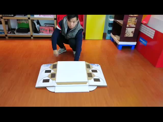 POS Cardboard Display Stand Full Color CMYK Printing with 100% Recyclable Material