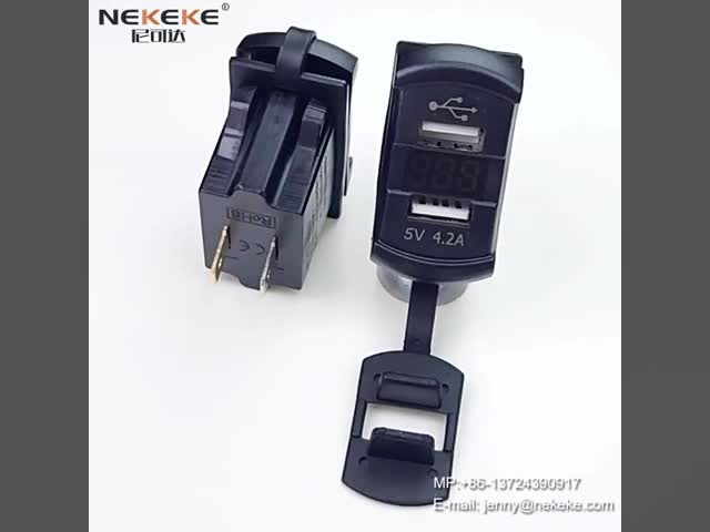 Waterproof 4.2A Dual USB Power Socket 5V Power Outlet With LED Voltmeter