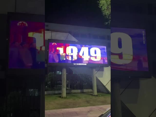 IP65 Outdoor LED Screen with 3840HZ Refresh Rate and 960mm*960mm Cabinet Size for Digital Billboard Advertising