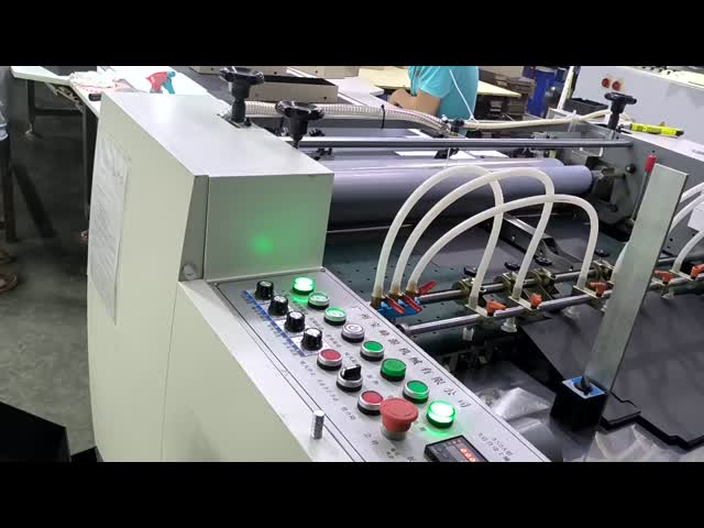 Custom Large Capacity Hexagon Shape 3D Raster Rigid Lid And Base Gift Box