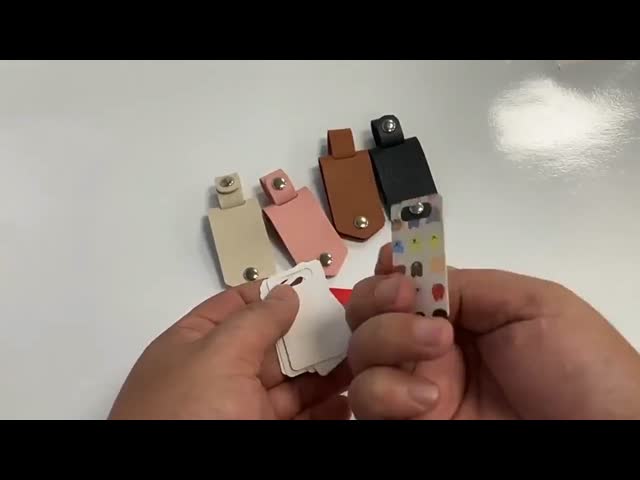 Sublimation Leather Photo Holder Pendant With Printable 6 Sheets PET Film 1 Inch Photo Leather Keychain Album