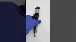 0950006800 KUBOTA Fuel Injector For V3800 Engine Replacement Part For Engine Repair