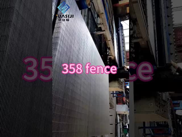 High Security 358 Anticlimb Fencing Green Powder Coated Hot Dip Galvanized