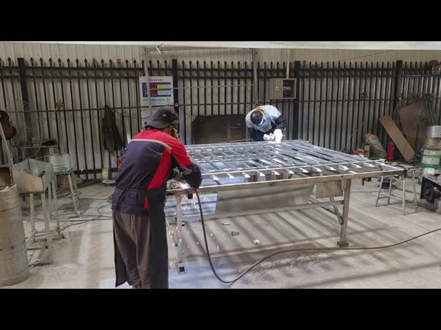 Yard Metal Privacy Fence Panels Powder Coated Decorative Metal Fence