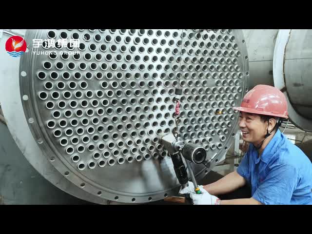 Floating Head Heat Exchanger with 316L Tubes and SA350 LF2/316L Clad Tubesheet for Cost-Effective Corrosion Management