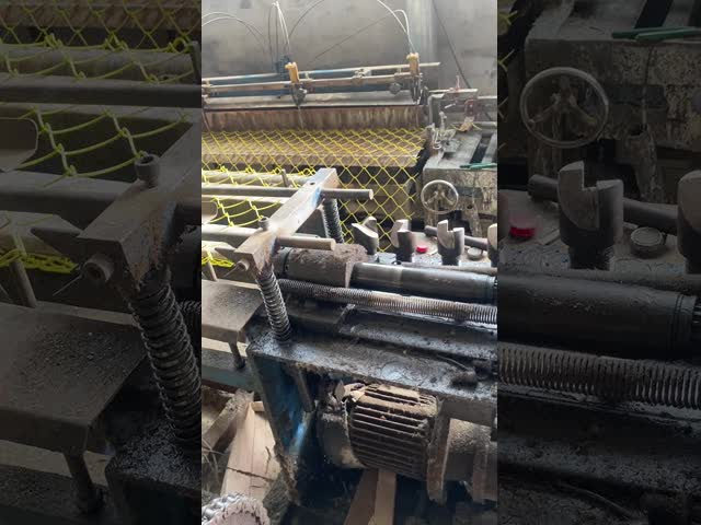 4ft 6ft 8ft Farm Filed PVC Coated Hot Dipped Galvanized Chain Link Fence