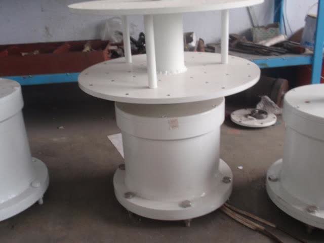 5kW Vertical Axis Permanent Magnet Generator for Wind Turbines with Corrosion Resistant Construction