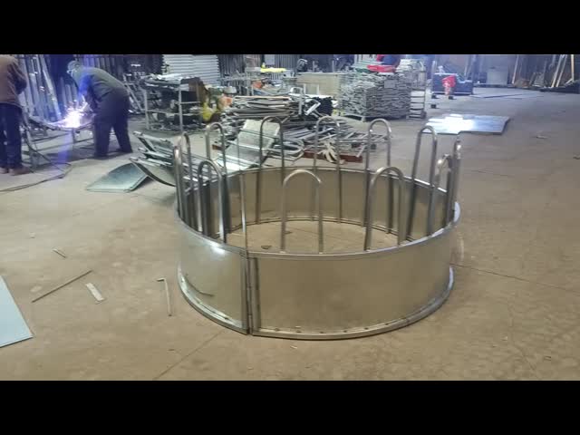 Hot Dipped Galvanized Horse Feeder 2m Dia Metal Round Bale Feeder