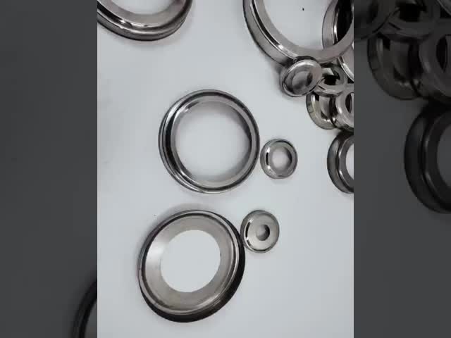 Hot Selling Modern Style 12mm Satin Finish Handrail Railing Fittings Round Plastic Connector Hardware for Outdoor Balcony Deck