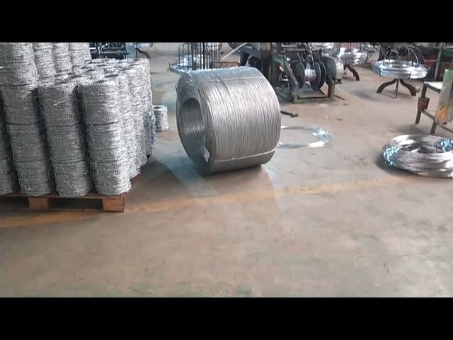 Galvanized Barbed Chain Link Fence 200m 500m Chain Link Fence Razor Wire