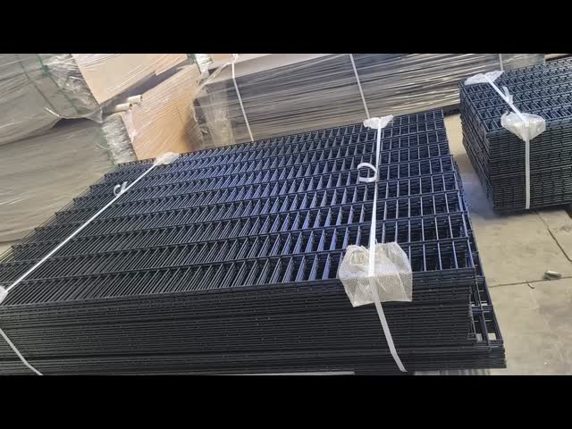 0.5mm-2.5mm Welded Wire Fencing 6 Guage Welded Mesh Fencing