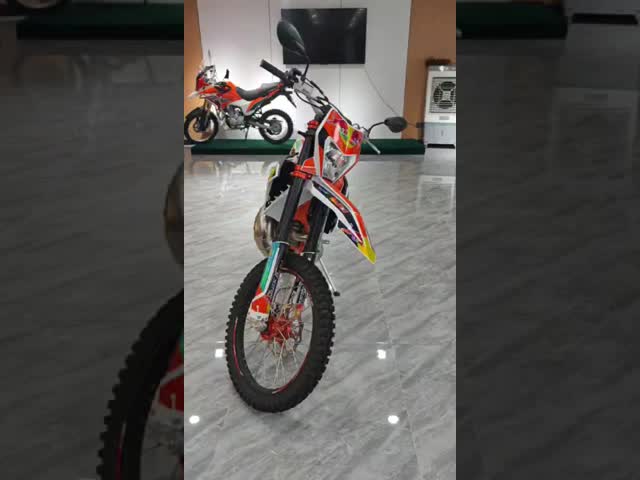 300cc Two Stroke Enduro Motorcycle With Water Cooled Engine Lightweight Aluminum Parts