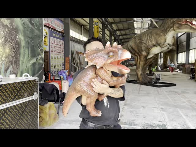 Light Weight Easy Control Realistic Dinosaur Puppet Full Body Small Aniamtronic Dinosaur Hand Puppet