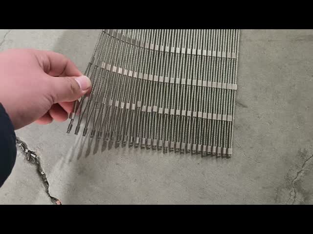 1.5mm AISI 304 or 316 Stainless Steel Cable Mesh with 30mm Mesh Size for Zoo Aviary Safety Fencing