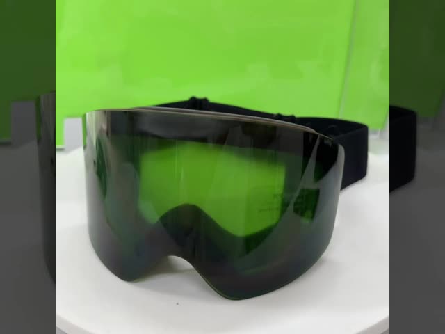 2025 New Model Gradient Colorful Ski Goggles | Factory Customized Anti-Fog High-Definition Vision, Fully Protecting Eyes for Smooth Skiing on the Mountain