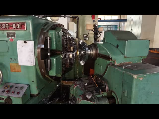 SAE 4320 Gear Shaping Pinion Straight Bevel Gear Of Cone Crusher For Mining Equipment